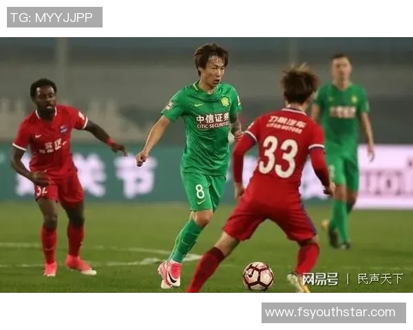 成都与重庆足球队赛后复盘分析双方状态与表现对比