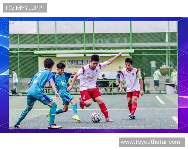 青春的梦想与拼搏足球明星们的成长之路与荣耀时刻